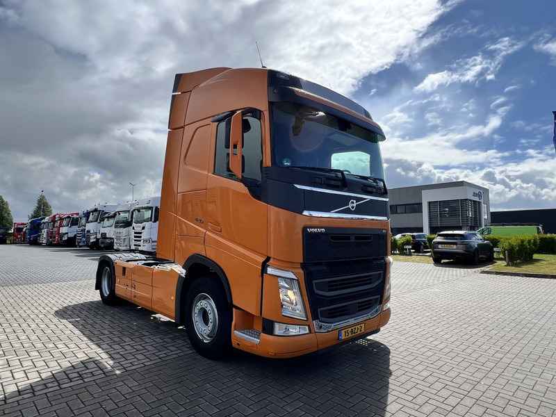 Volvo FH 420 4x2 Trekker Globetrotter / Chassis : KB - Tractor unit: picture 3 Volvo FH 420 4x2 Trekker Globetrotter / Chassis : KB - Tractor unit: picture 3