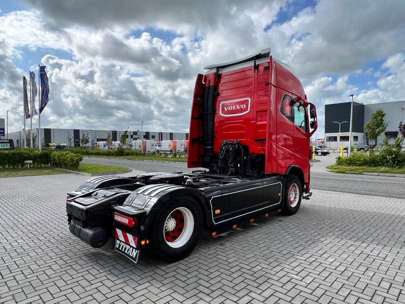 Volvo FH 460 4x2 trekker Globetrotter XL / 2x Fuel Tank / Standclima - Tractor unit: picture 5 Volvo FH 460 4x2 trekker Globetrotter XL / 2x Fuel Tank / Standclima - Tractor unit: picture 5