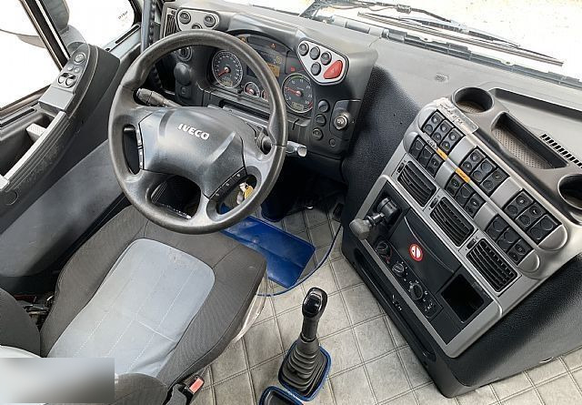 Elemente cabina interior IVECO STRALIS truck - Body and exterior for Truck: picture 1 Elemente cabina interior IVECO STRALIS truck - Body and exterior for Truck: picture 1