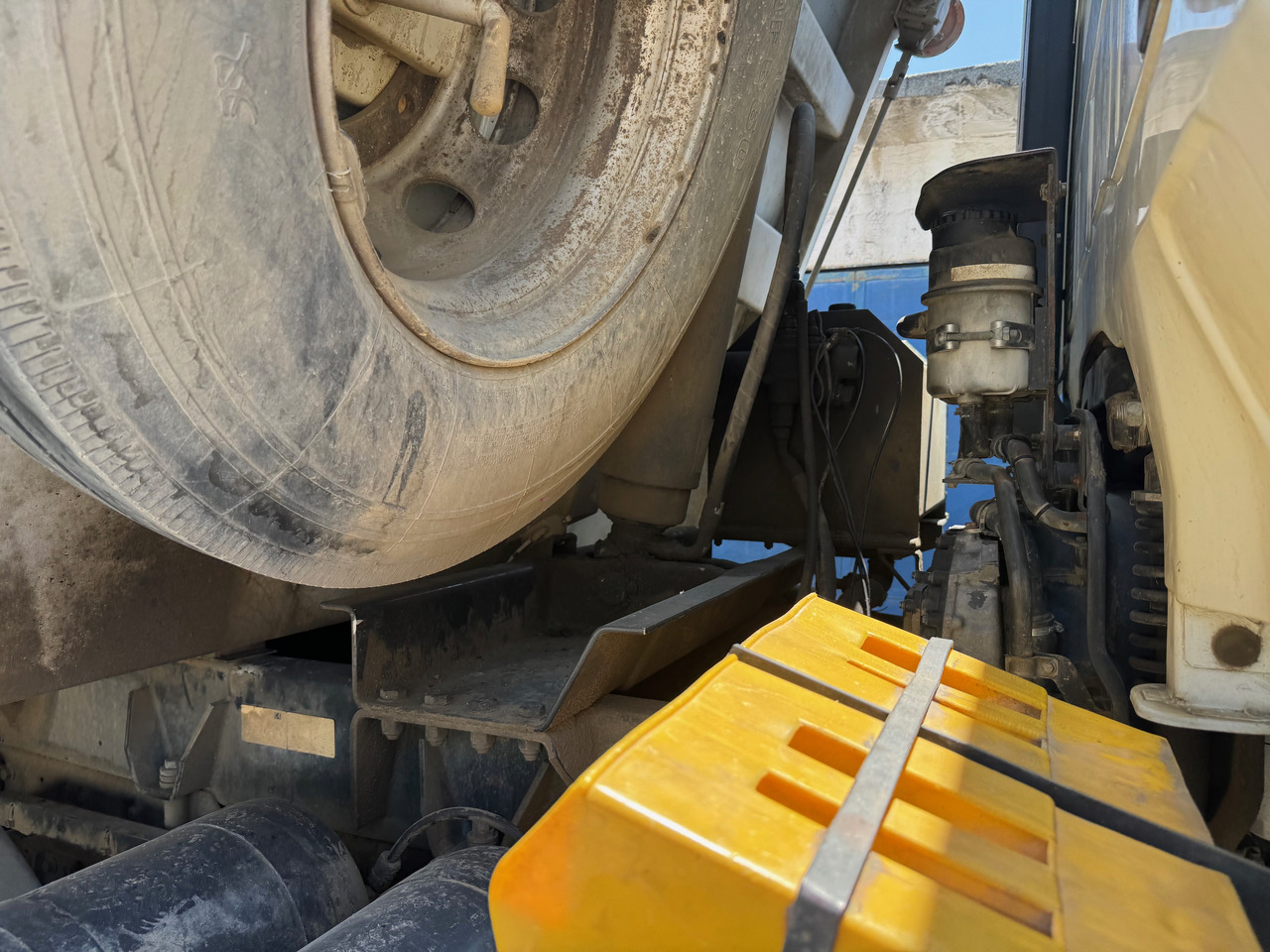 Truck IVECO EuroTrakker 410 2009 Euro 4 Cursor 13 Klima : Sasiu GROS , Multi: picture 7 Truck IVECO EuroTrakker 410 2009 Euro 4 Cursor 13 Klima : Sasiu GROS , Multi: picture 7