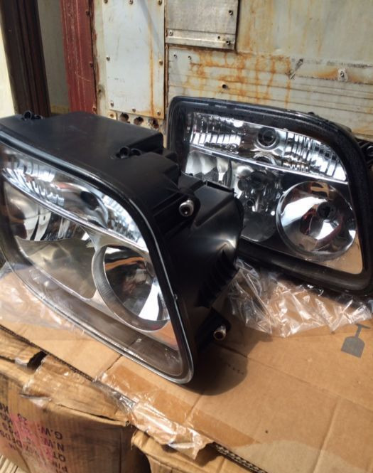 Vand far stanga/dreapta NOU - Fog light for Truck: picture 2 Vand far stanga/dreapta NOU - Fog light for Truck: picture 2