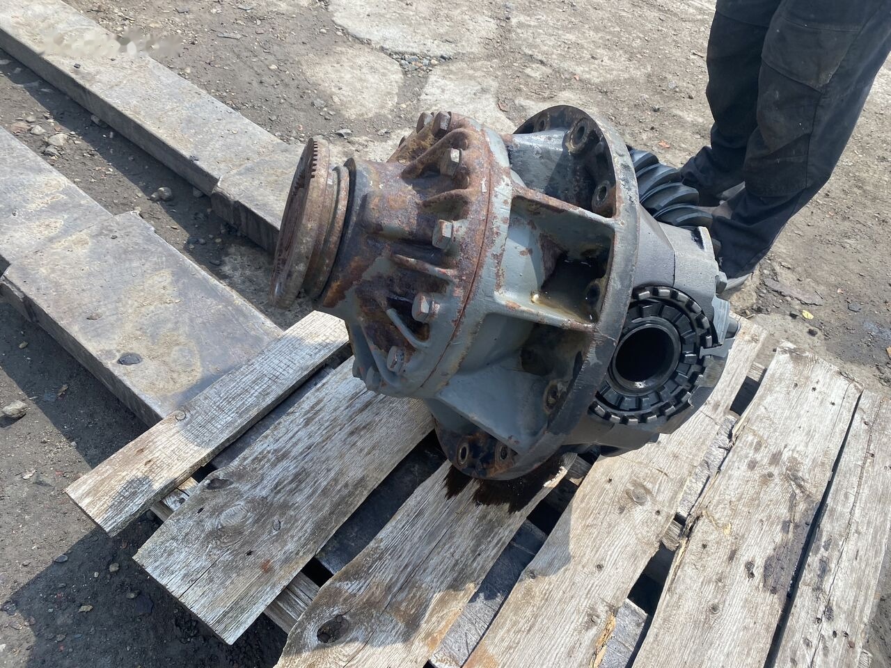 Volvo lock, rear axle assembly : GRUP FH FM FL ALL RATIO truck - Differential gear for Truck: picture 2 Volvo lock, rear axle assembly : GRUP FH FM FL ALL RATIO truck - Differential gear for Truck: picture 2