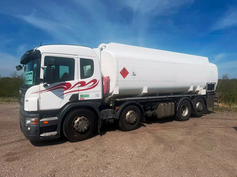 Scania P380 P380 8x2*6 .ADR/FL . 24200 L Tank - Air / Air suspension. - Tank truck: picture 3 Scania P380 P380 8x2*6 .ADR/FL . 24200 L Tank - Air / Air suspension. - Tank truck: picture 3