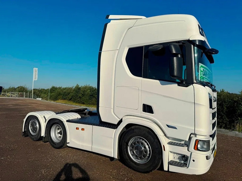 Scania R560 NGS 6x2*4 Rear steering. - Tractor unit: picture 5 Scania R560 NGS 6x2*4 Rear steering. - Tractor unit: picture 5