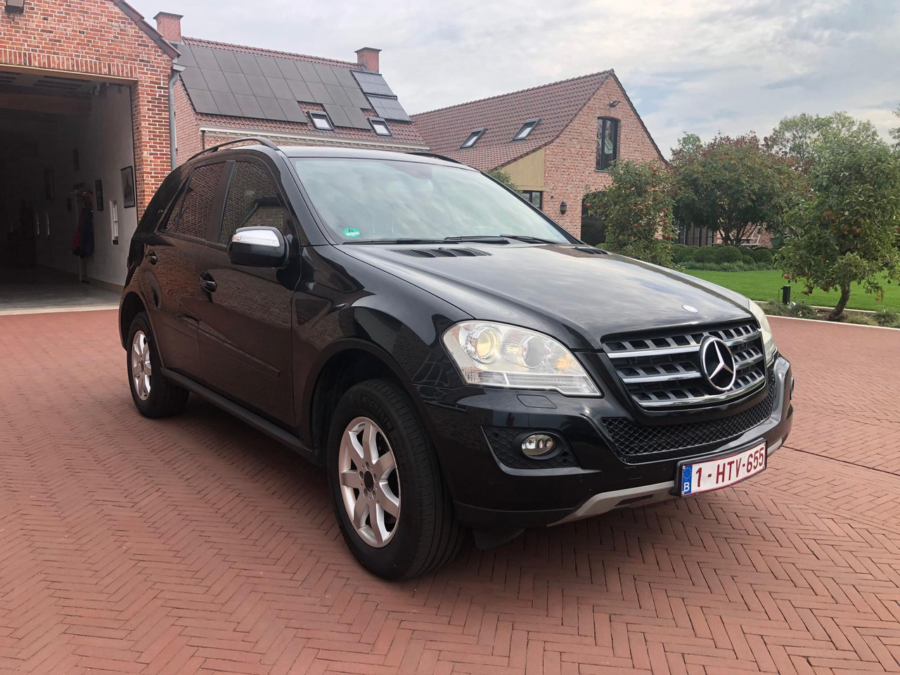 Mercedes ML 350 CDI - Car: picture 2 Mercedes ML 350 CDI - Car: picture 2