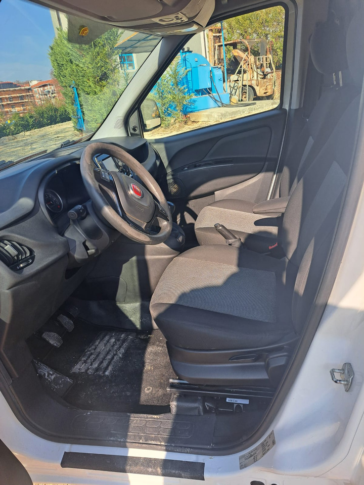 FIAT DOBLO' - Small van: picture 5 FIAT DOBLO' - Small van: picture 5
