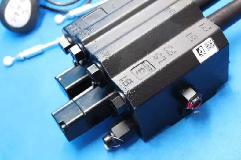 New Front loader for tractor for Front loader for tractor Akon LVM92 Case IH, International Harvester, John Deere, Kubota: picture 11 New Front loader for tractor for Front loader for tractor Akon LVM92 Case IH, International Harvester, John Deere, Kubota: picture 11