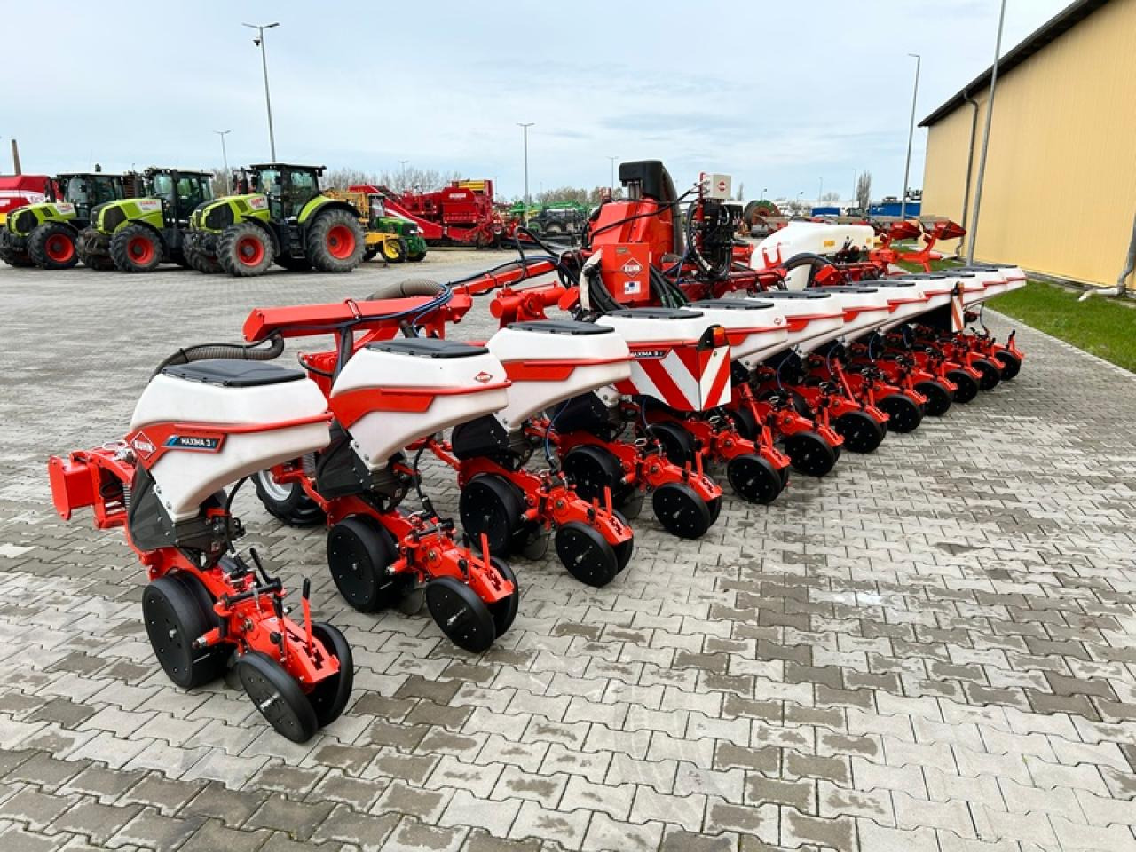 Kuhn MAXIMA 3RXLE - Precision sowing machine: picture 4 Kuhn MAXIMA 3RXLE - Precision sowing machine: picture 4