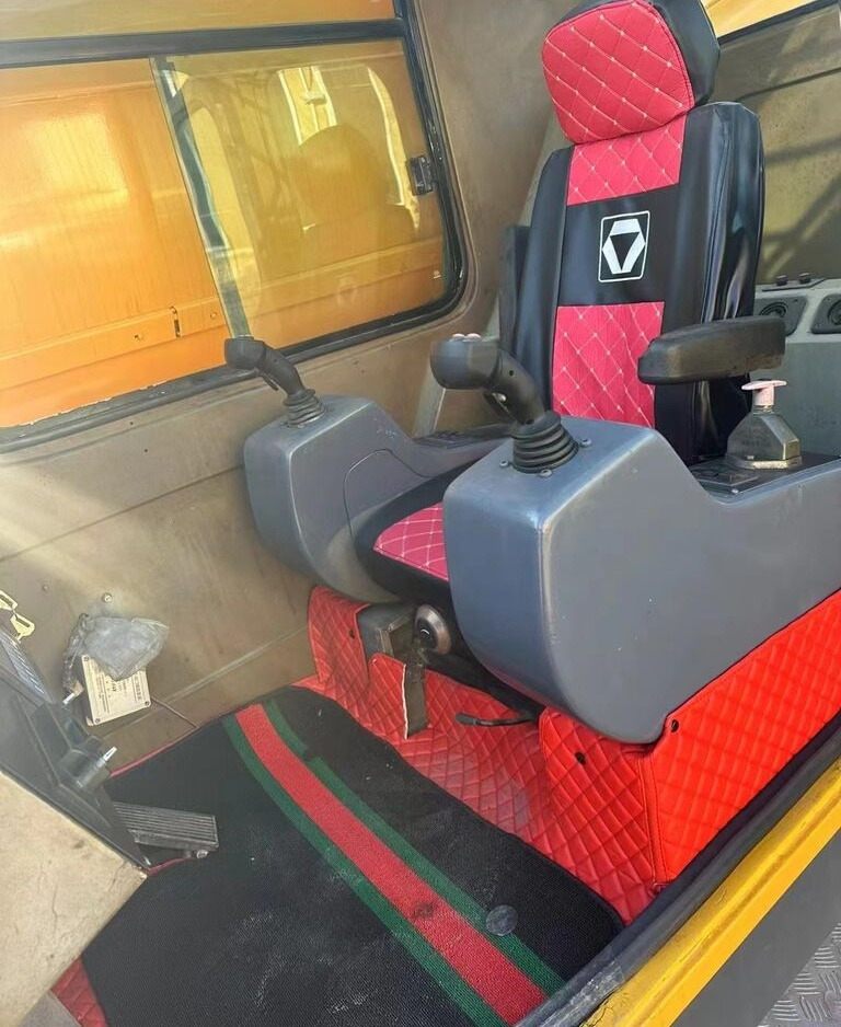 Mobile crane XCMG: picture 6