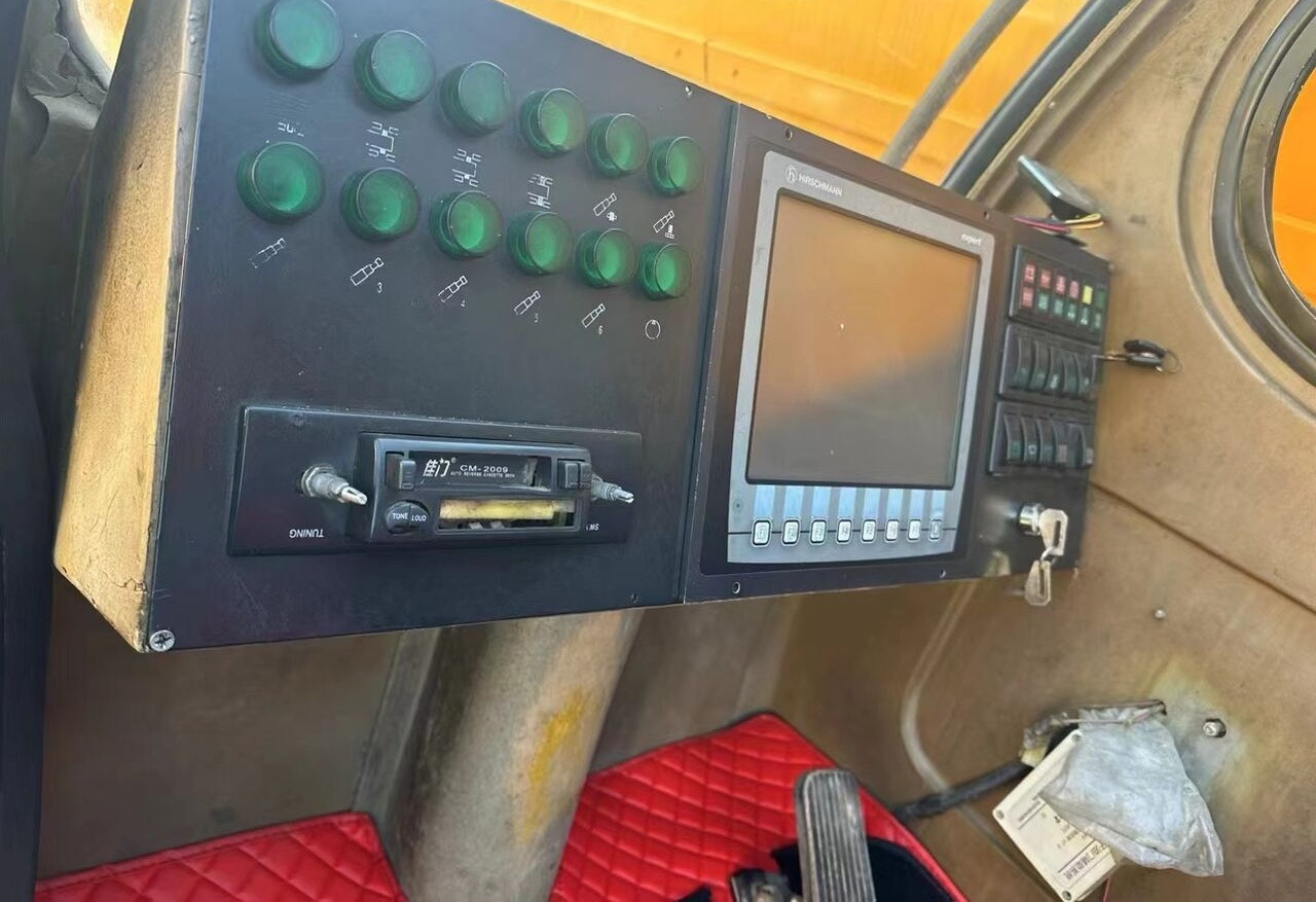 Mobile crane XCMG: picture 7