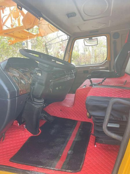 Mobile crane XCMG QY100K QY100K-II QY90K 100T 100ton 90 80 70 50: picture 6