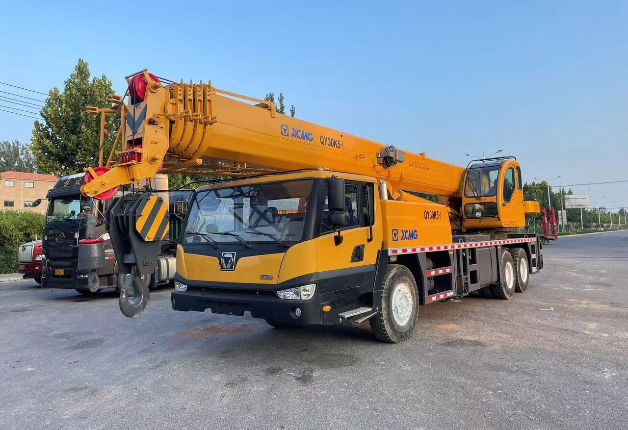 XCMG QY30K5-1 - Mobile crane: picture 1 XCMG QY30K5-1 - Mobile crane: picture 1