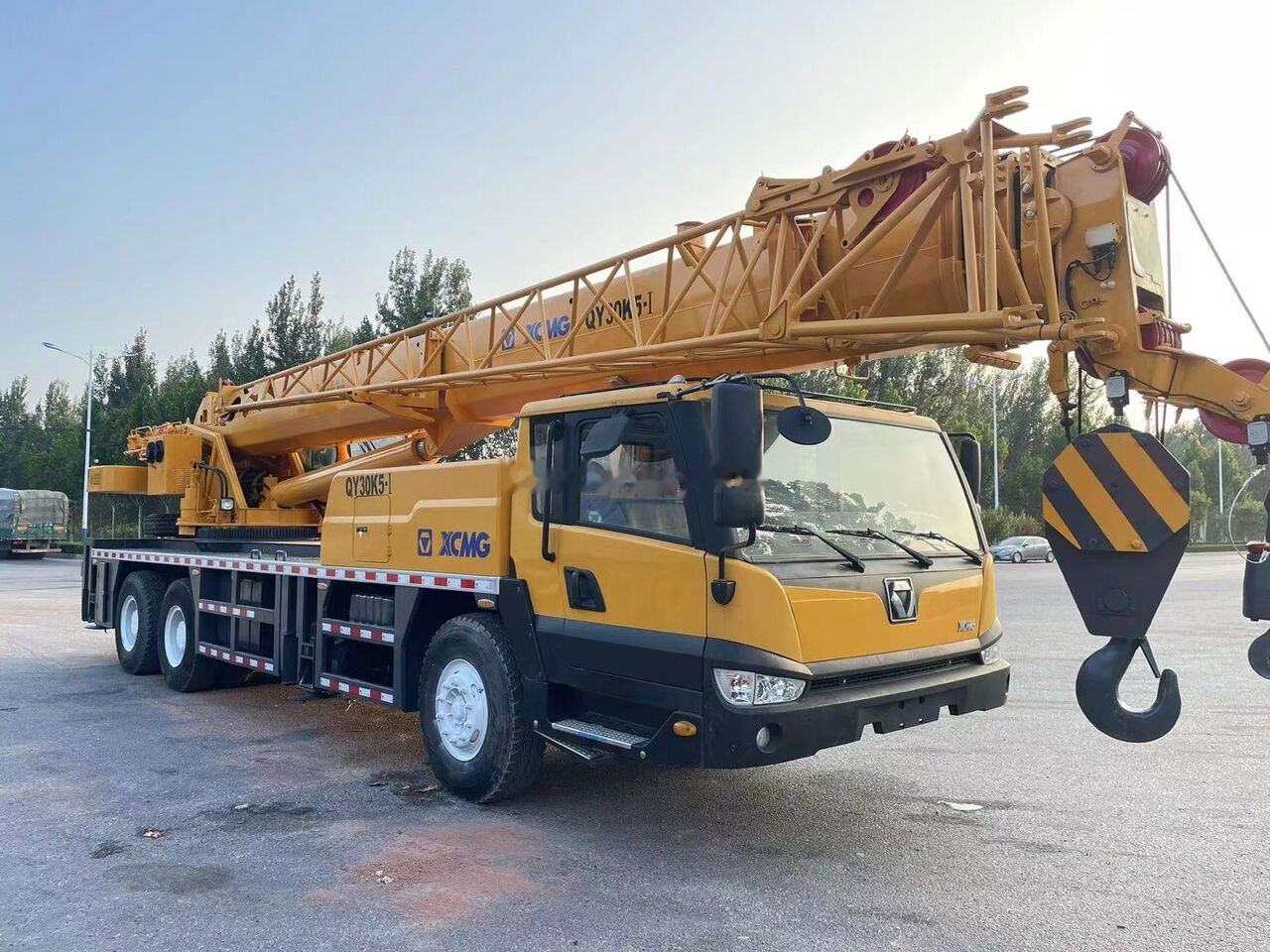 XCMG QY30KC QY30K XCT30 30T 30ton - Mobile crane: picture 2 XCMG QY30KC QY30K XCT30 30T 30ton - Mobile crane: picture 2