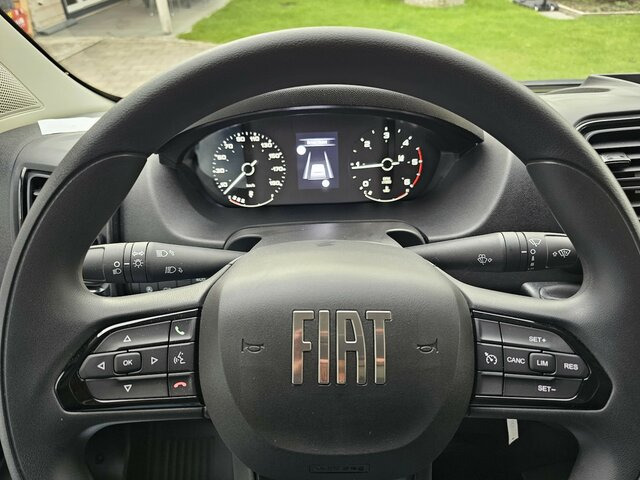 FIAT Ducato 35 MAXI 180 Koffer Kamera 7` TFT sofort - Box van: picture 4 FIAT Ducato 35 MAXI 180 Koffer Kamera 7` TFT sofort - Box van: picture 4
