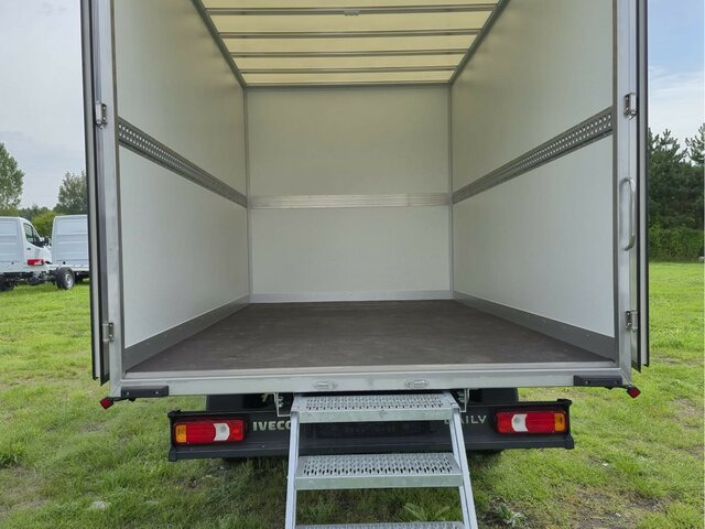 IVECO Daily 35S18 3.0 Koffer Voll-LED Navigation - Box van: picture 4 IVECO Daily 35S18 3.0 Koffer Voll-LED Navigation - Box van: picture 4