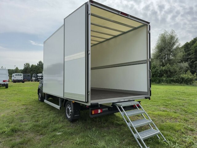 IVECO Daily 35S18 3.0 Koffer Voll-LED Navigation - Box van: picture 2 IVECO Daily 35S18 3.0 Koffer Voll-LED Navigation - Box van: picture 2