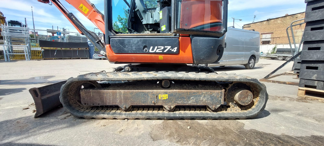 Mini excavator Kubota U27-4 HI: picture 7