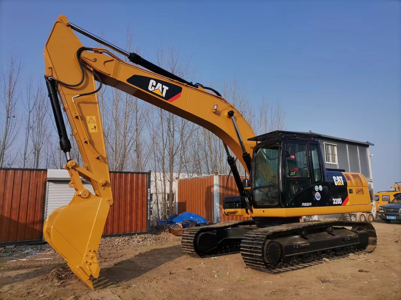 CAT 320DL Excavator - Crawler excavator: picture 2 CAT 320DL Excavator - Crawler excavator: picture 2