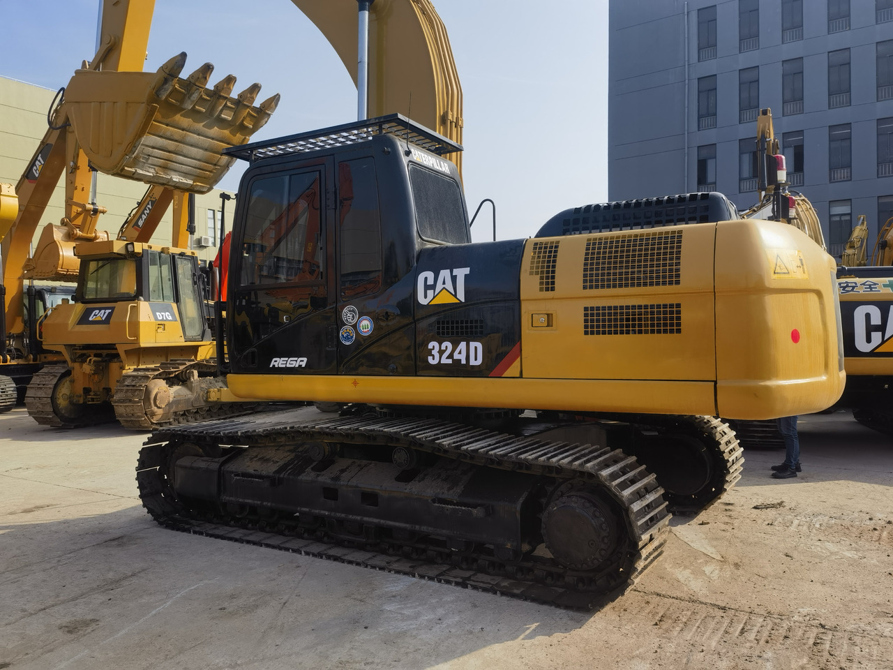CATERPILLAR 324 D - Crawler excavator: picture 3 CATERPILLAR 324 D - Crawler excavator: picture 3