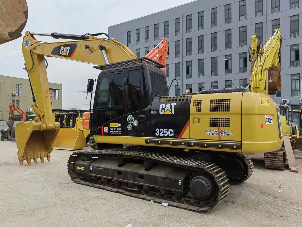 CATERPILLAR 325 C - Crawler excavator: picture 2 CATERPILLAR 325 C - Crawler excavator: picture 2