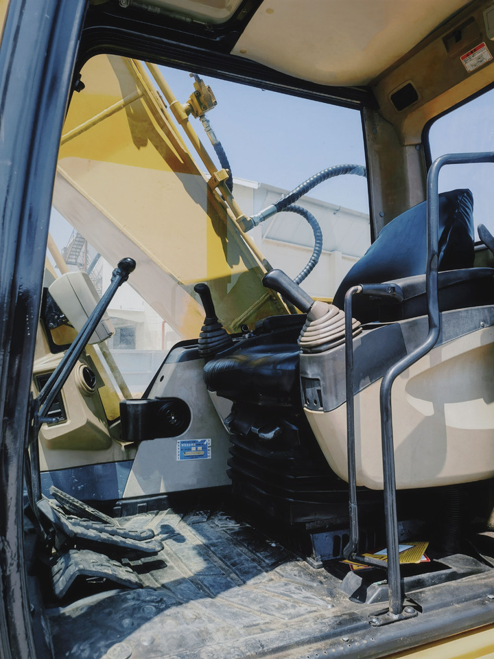 Crawler excavator CATERPILLAR CAT 320CL CRAWLER EXCAVATOR: picture 6