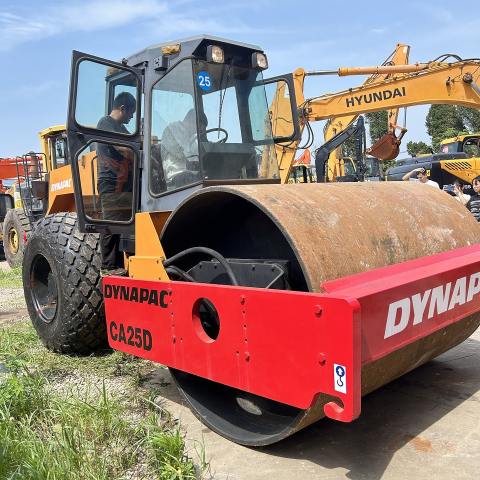 Dynapac CA25D roller - Road roller: picture 5 Dynapac CA25D roller - Road roller: picture 5