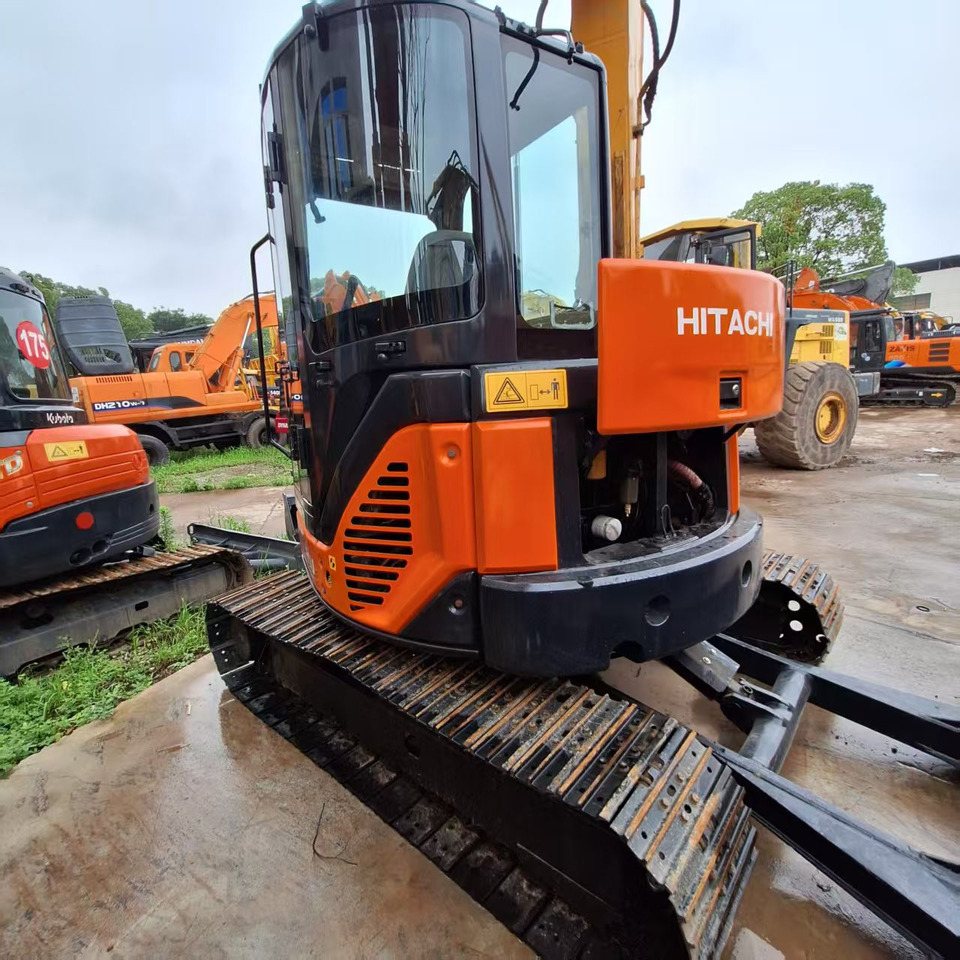 Hitachi ZX50U Excavator - Crawler excavator: picture 1 Hitachi ZX50U Excavator - Crawler excavator: picture 1