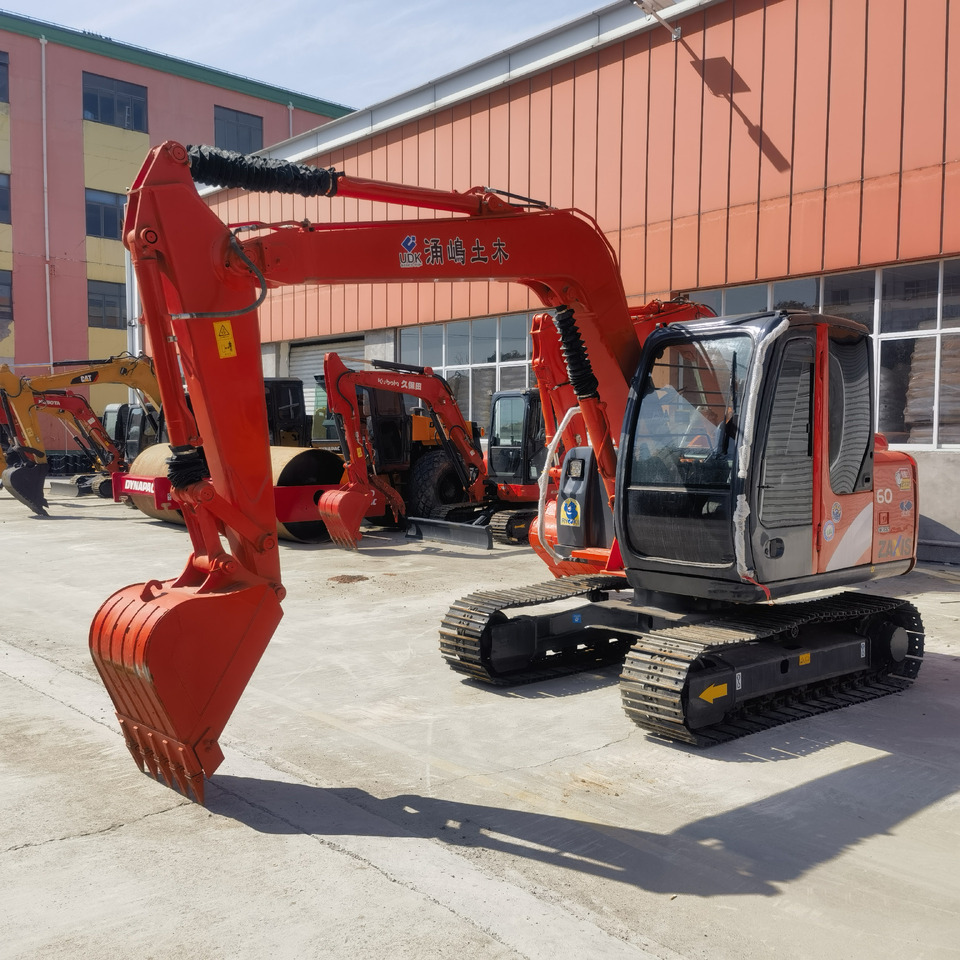 Hitachi ZX60 Excavator - Crawler excavator: picture 2 Hitachi ZX60 Excavator - Crawler excavator: picture 2