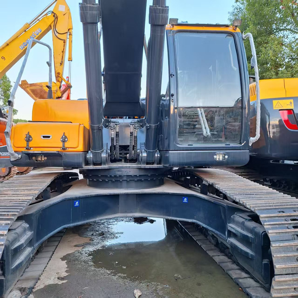 Hyundai 350LVS excavator - Wheel excavator: picture 4 Hyundai 350LVS excavator - Wheel excavator: picture 4