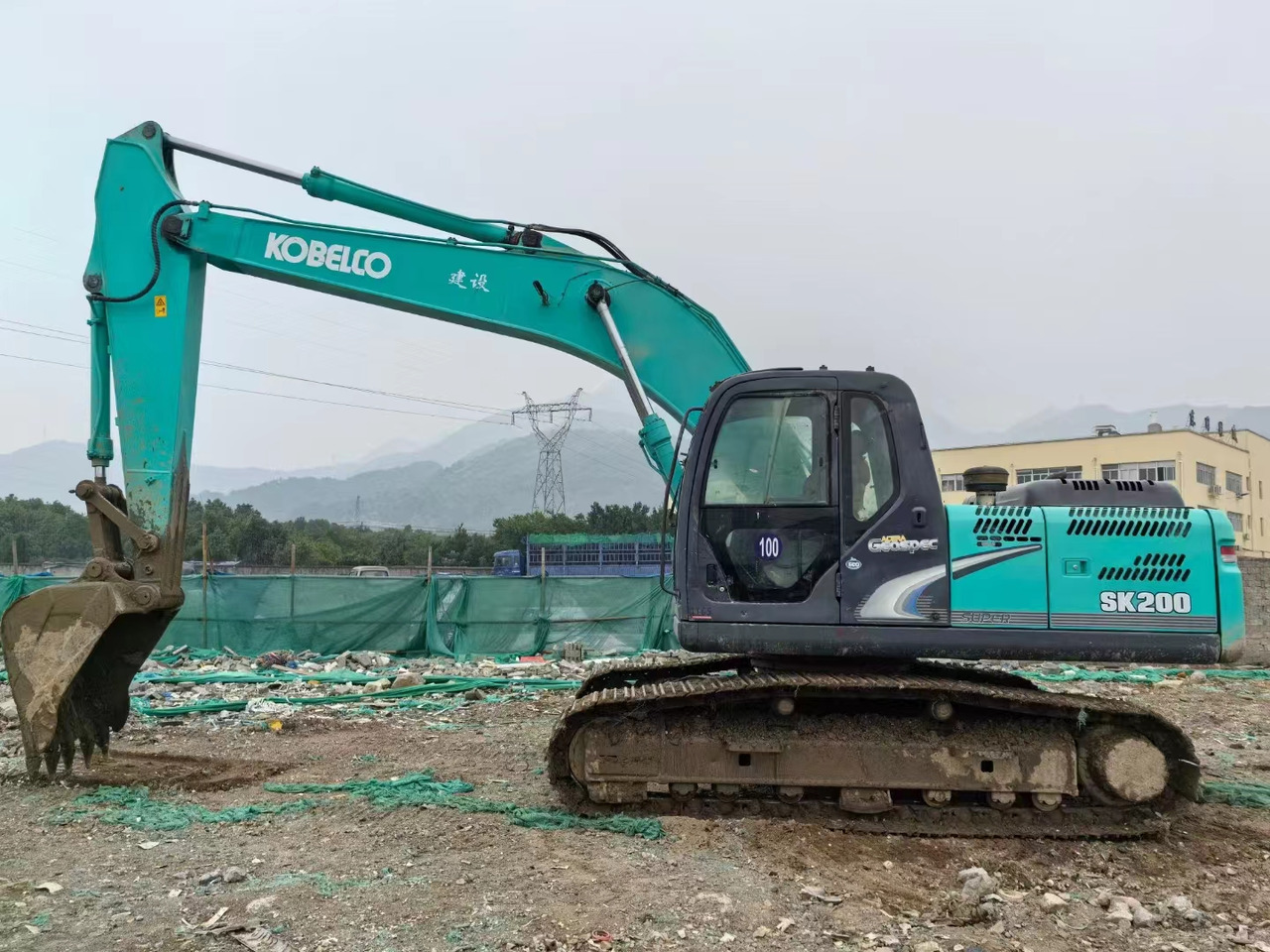 KOBELCO Kobelco SK200-8 Crawler excavator - Crawler excavator: picture 3 KOBELCO Kobelco SK200-8 Crawler excavator - Crawler excavator: picture 3