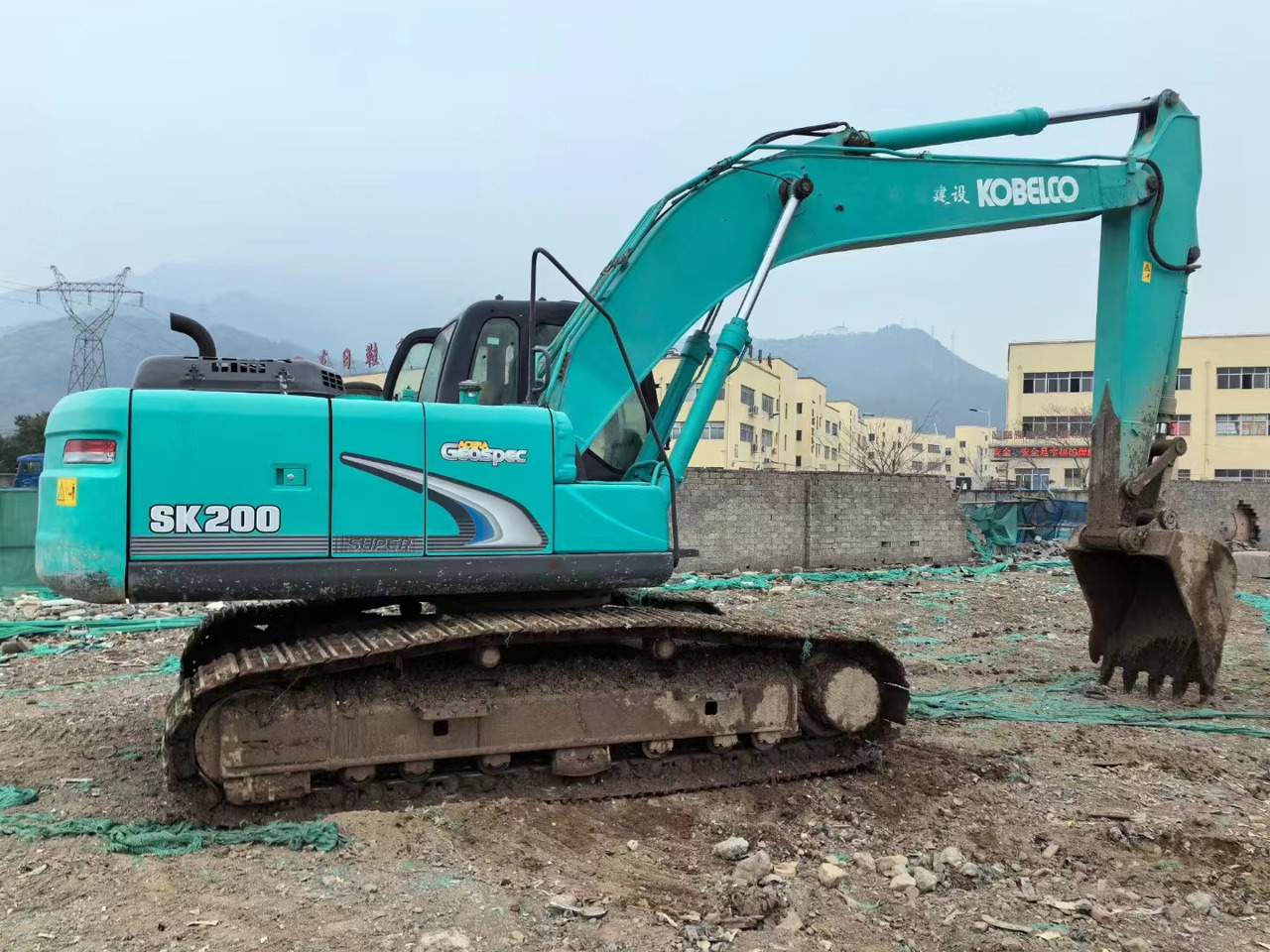 KOBELCO Kobelco SK200-8 Crawler excavator - Crawler excavator: picture 1 KOBELCO Kobelco SK200-8 Crawler excavator - Crawler excavator: picture 1