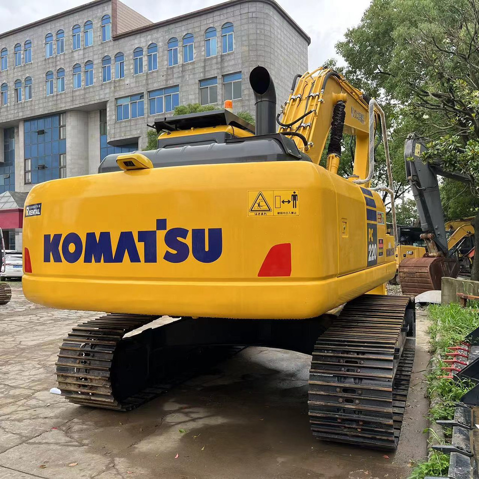 Komatsu PC 220-8 Excavator - Crawler excavator: picture 1 Komatsu PC 220-8 Excavator - Crawler excavator: picture 1