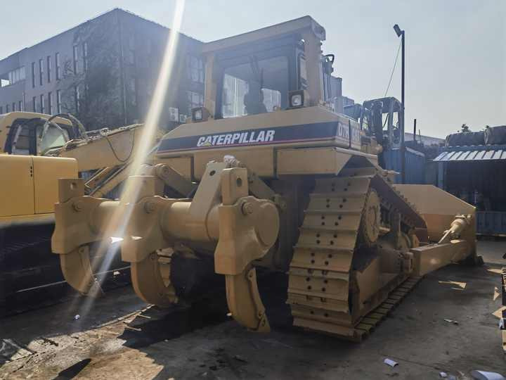 Original Japan made earth-moving bulldozer Caterpillar D7H dozer CAT heavy bulldozer D7 cheap dozer in China - Bulldozer: picture 3 Original Japan made earth-moving bulldozer Caterpillar D7H dozer CAT heavy bulldozer D7 cheap dozer in China - Bulldozer: picture 3