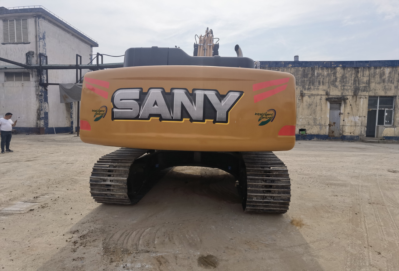 SANY 215C Excavator - Crawler excavator: picture 3 SANY 215C Excavator - Crawler excavator: picture 3