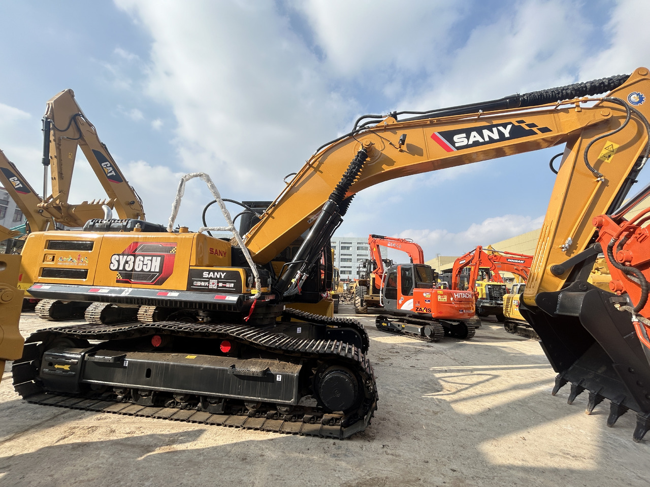 SANY 365H Excavator - Crawler excavator: picture 2 SANY 365H Excavator - Crawler excavator: picture 2