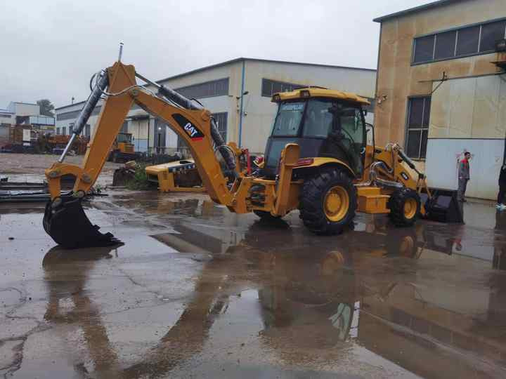 Caterpillar used backhoe loader 420F cheap price front end 4x4 heavy equipment for sale - Backhoe loader: picture 2 Caterpillar used backhoe loader 420F cheap price front end 4x4 heavy equipment for sale - Backhoe loader: picture 2