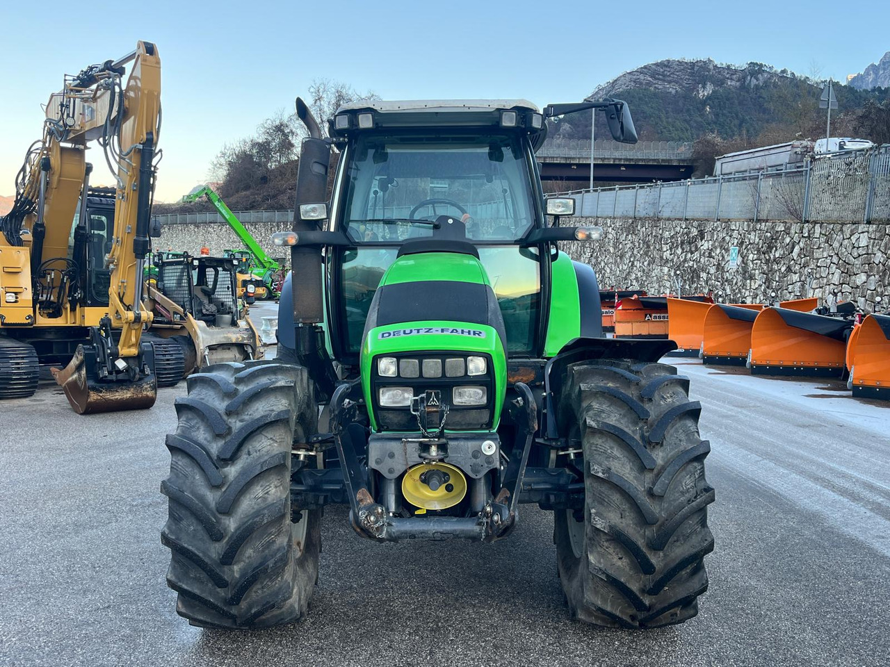 DEUTZ AGROTRON K 420 - Farm tractor: picture 3 DEUTZ AGROTRON K 420 - Farm tractor: picture 3
