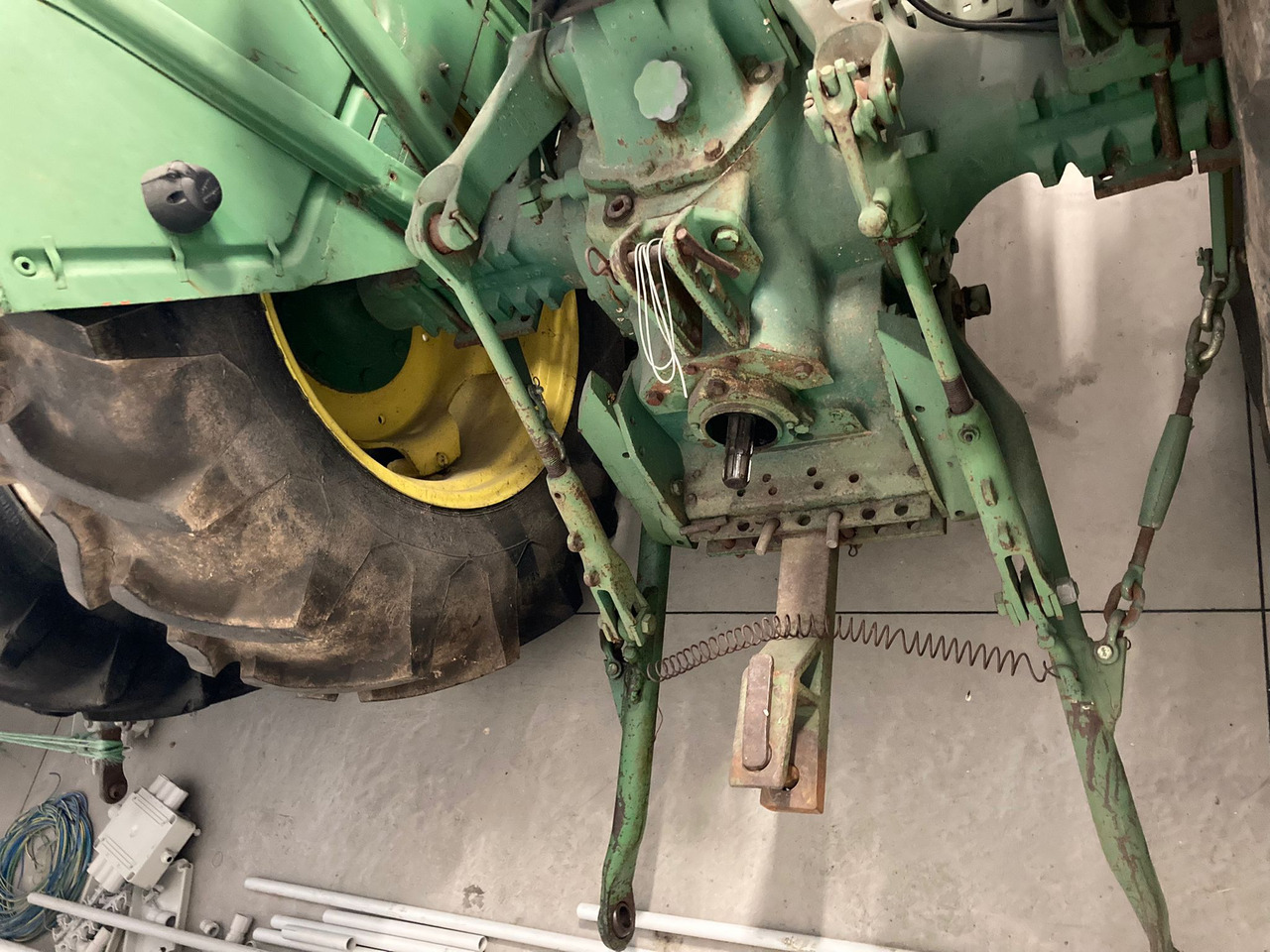 TRATTORE JOHN DEERE 1020 - Farm tractor: picture 4 TRATTORE JOHN DEERE 1020 - Farm tractor: picture 4