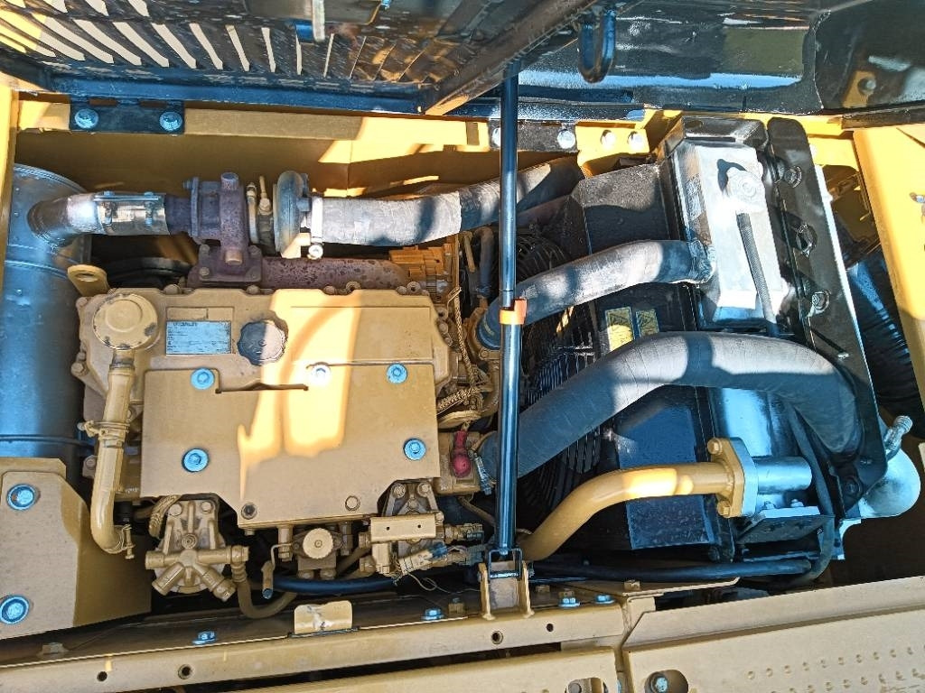 CAT 313 D  - Crawler excavator: picture 2 CAT 313 D  - Crawler excavator: picture 2