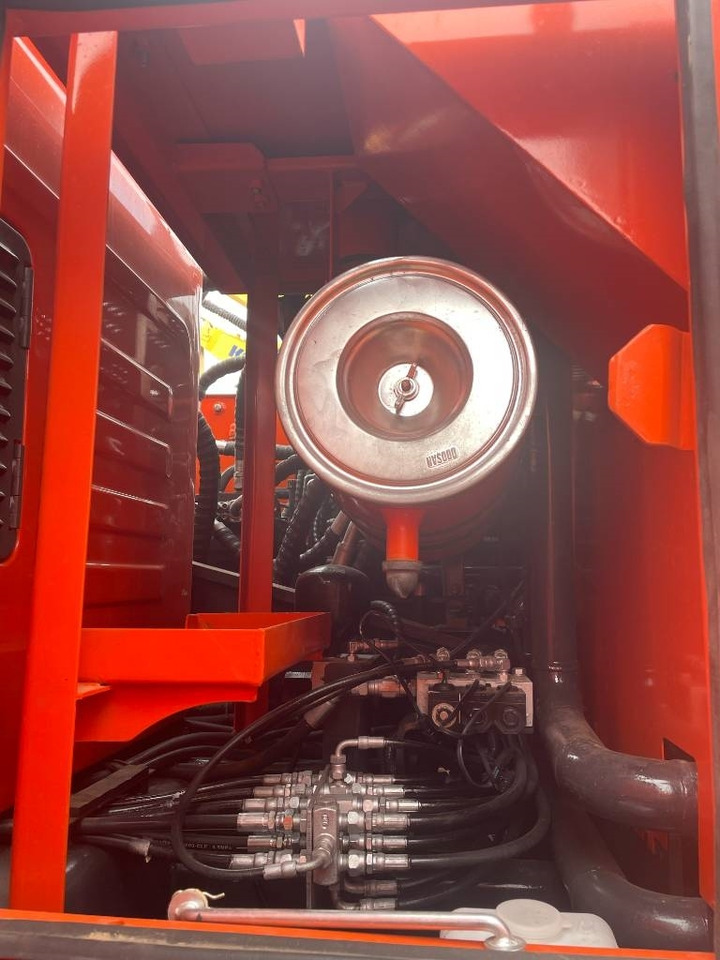 Crawler excavator Doosan DX 225: picture 6 Crawler excavator Doosan DX 225: picture 6