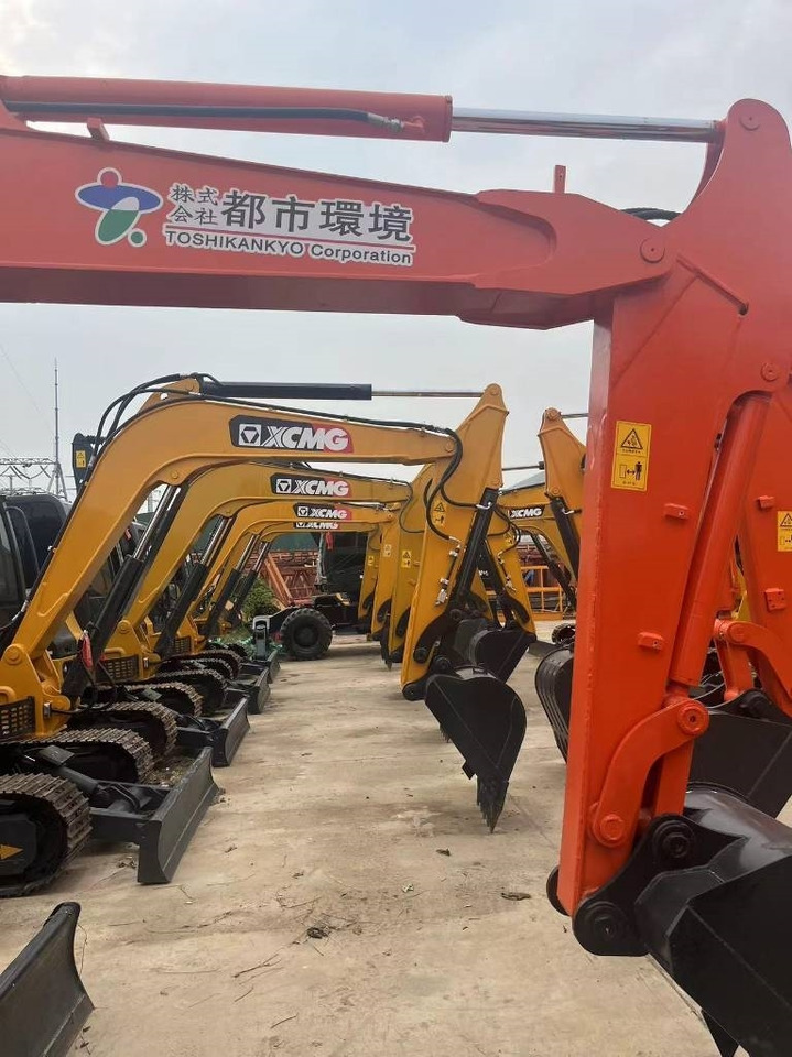 Hitachi 60 - Mini excavator: picture 4 Hitachi 60 - Mini excavator: picture 4