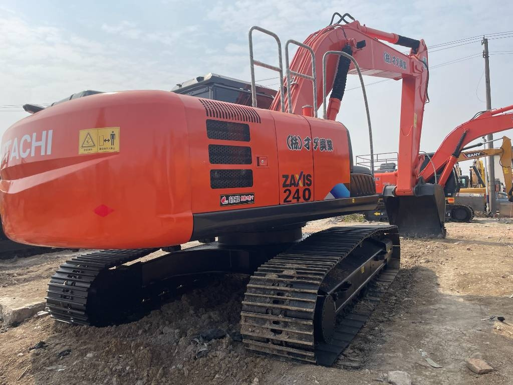 Hitachi ZX 240 - Crawler excavator: picture 1 Hitachi ZX 240 - Crawler excavator: picture 1