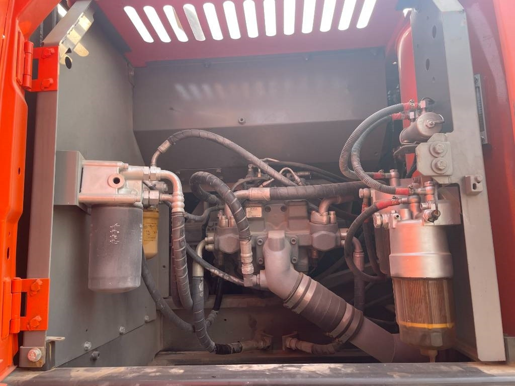 Hitachi ZX 240 - Crawler excavator: picture 2 Hitachi ZX 240 - Crawler excavator: picture 2