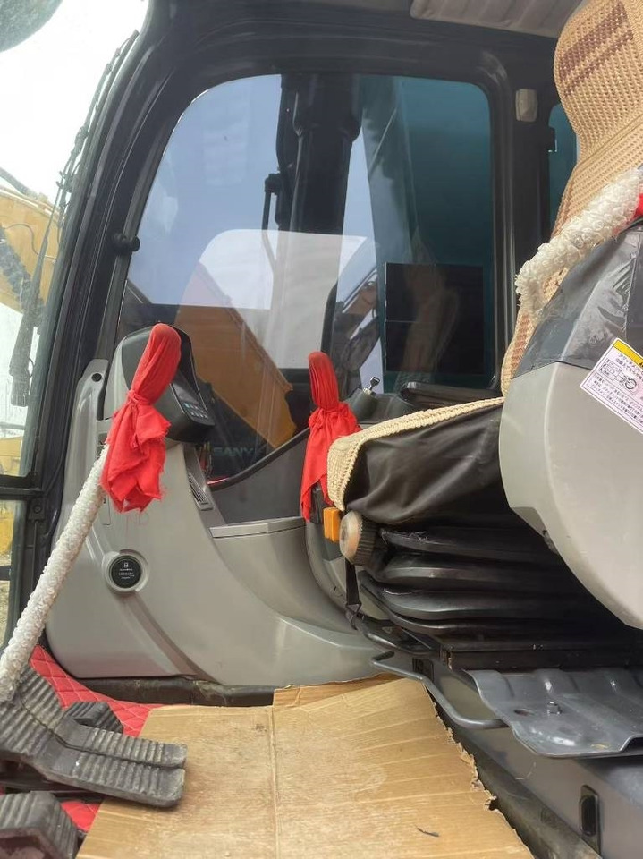 Kobelco SK 200 - Crawler excavator: picture 5 Kobelco SK 200 - Crawler excavator: picture 5