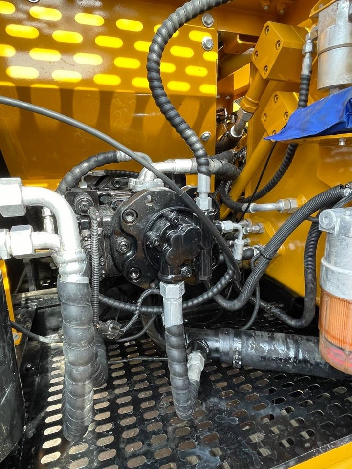 Sany SY 135 - Crawler excavator: picture 3 Sany SY 135 - Crawler excavator: picture 3