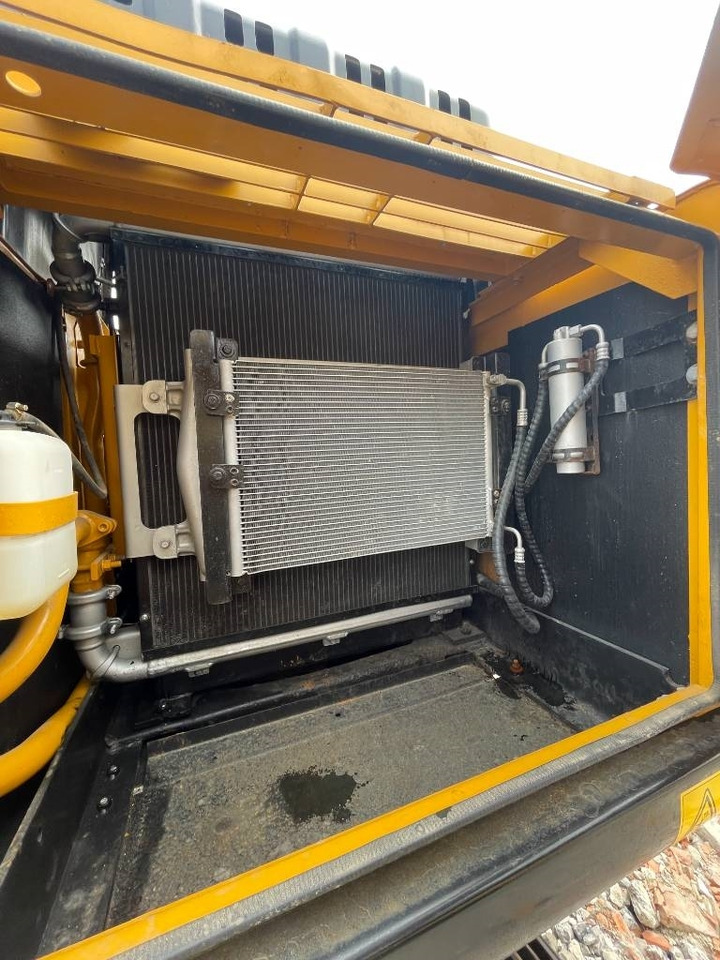 Sany SY 215 - Crawler excavator: picture 2 Sany SY 215 - Crawler excavator: picture 2