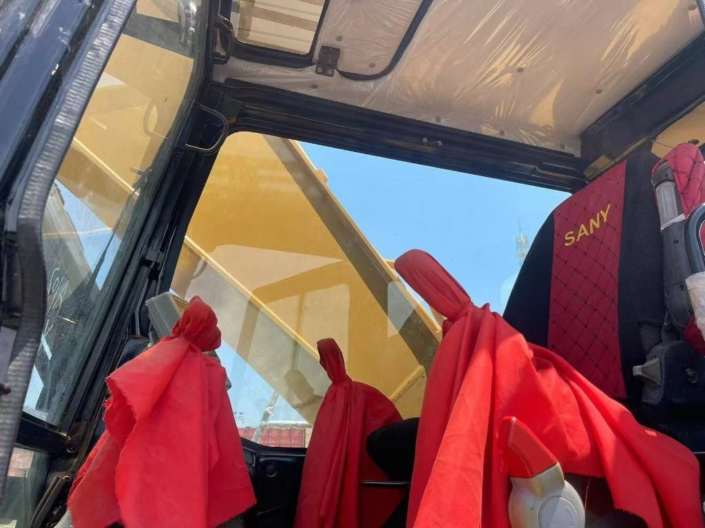 Sany SY 305 C - Crawler excavator: picture 5 Sany SY 305 C - Crawler excavator: picture 5