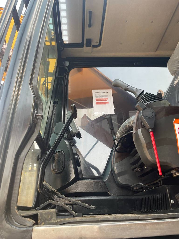 Sany SY 550 H - Crawler excavator: picture 5 Sany SY 550 H - Crawler excavator: picture 5