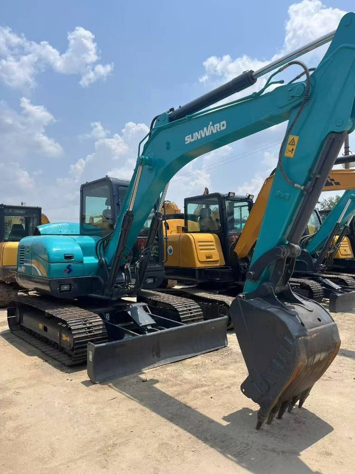 Sunward 70 - Mini excavator: picture 1 Sunward 70 - Mini excavator: picture 1