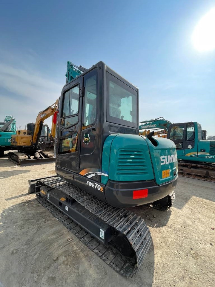 Crawler excavator Sunward 70E: picture 8